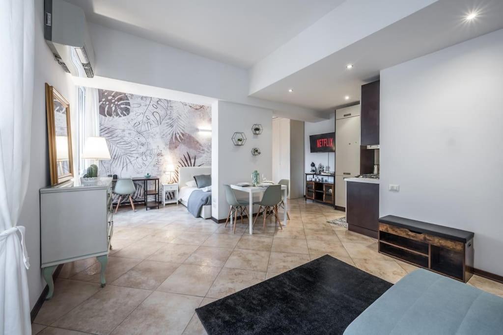 Apartmán Sotto Le Due Torri 5* Boloňa Exteriér fotografie