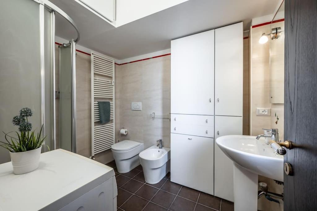 Apartmán Sotto Le Due Torri 5* Boloňa Exteriér fotografie