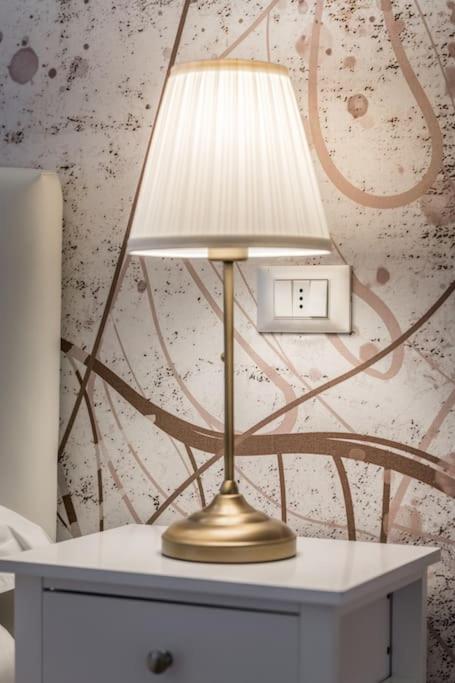 Apartmán Sotto Le Due Torri 5* Boloňa Exteriér fotografie