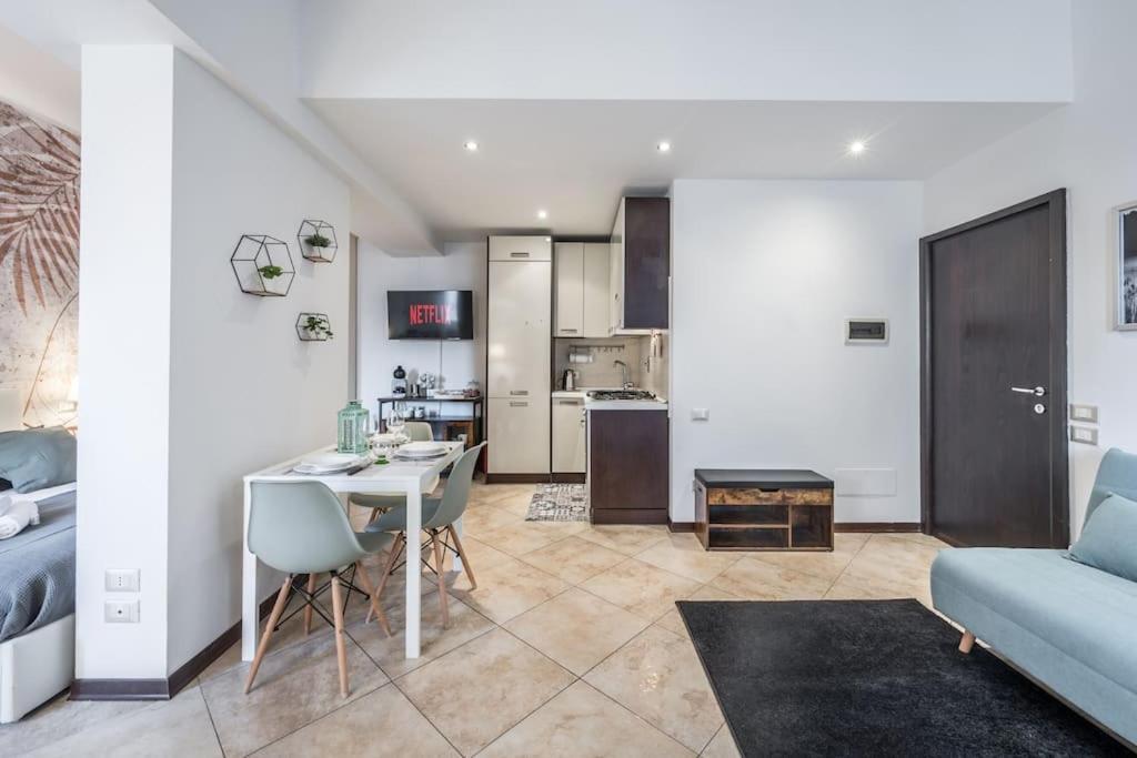 Apartmán Sotto Le Due Torri 5* Boloňa Exteriér fotografie