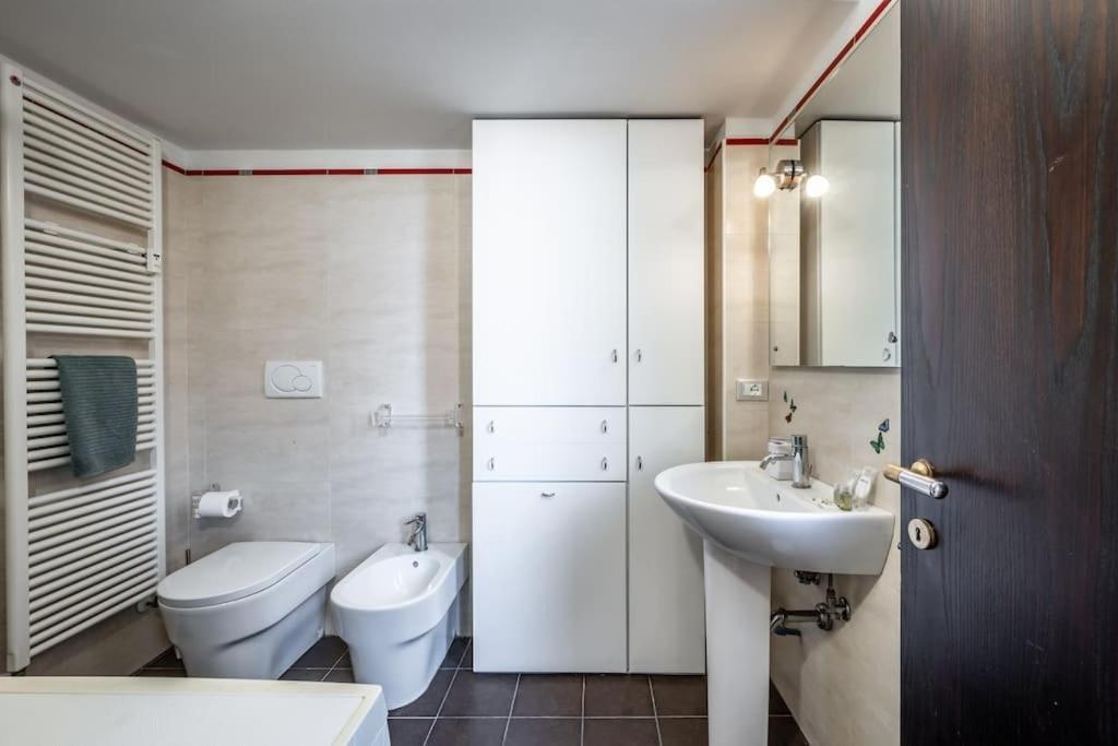 Apartmán Sotto Le Due Torri 5* Boloňa Exteriér fotografie