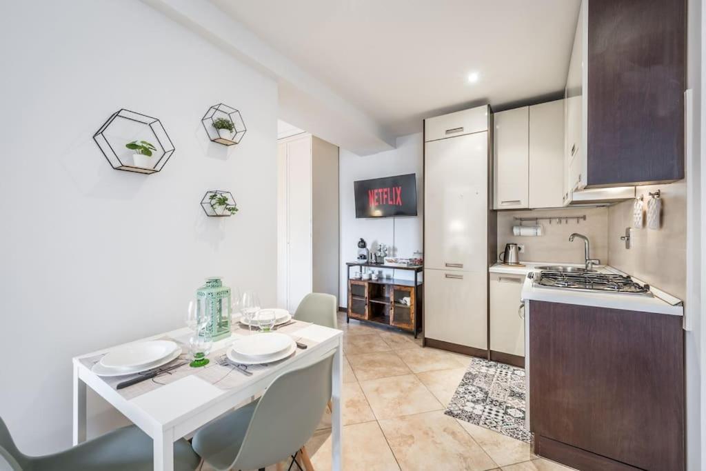 Apartmán Sotto Le Due Torri 5* Boloňa Exteriér fotografie
